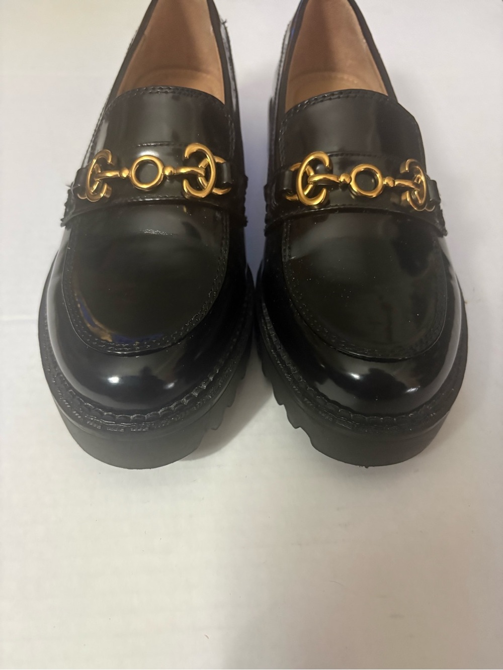 Circus NY by Sam Edelman Women Sz 6.5 Black Patent Loafer with Gold Chain Accent - Picture 4 of 9